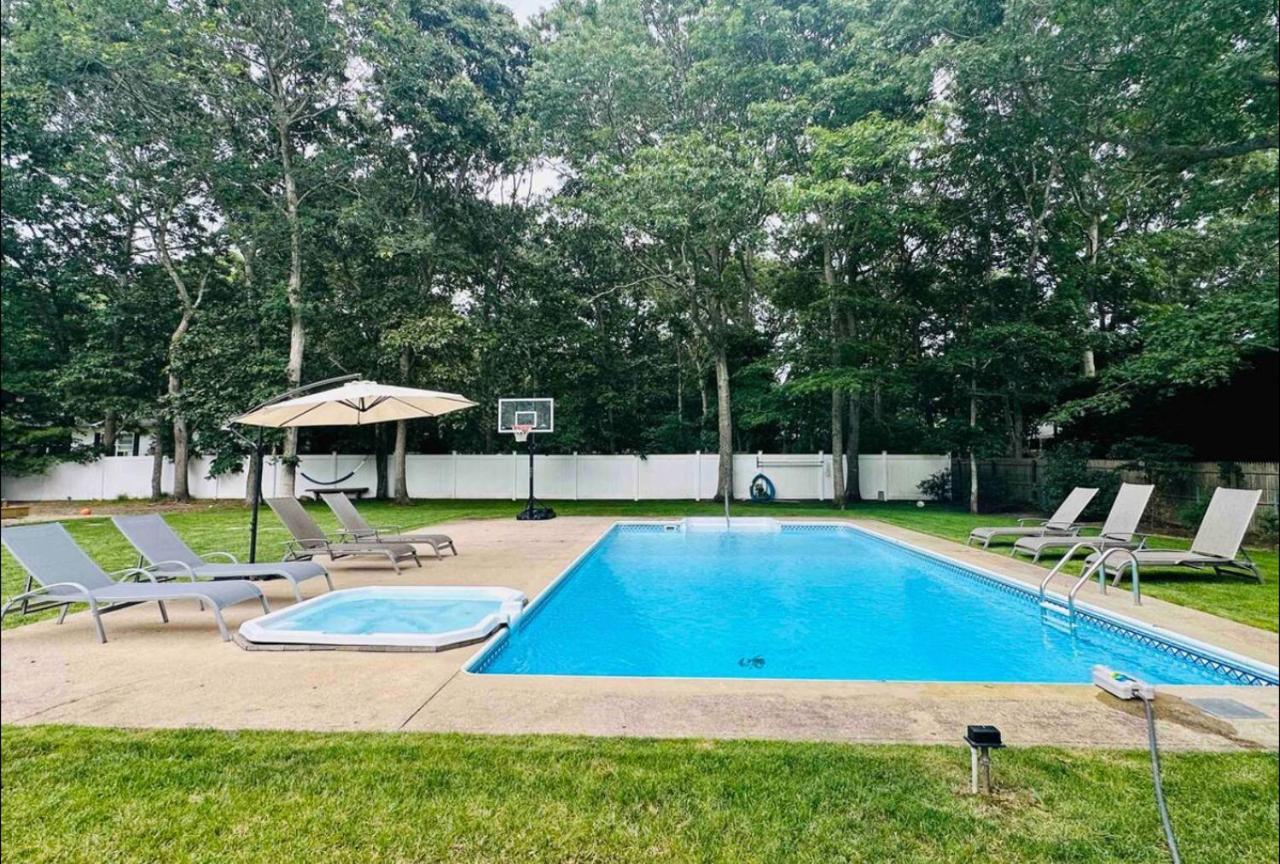 Nature'S Haven In The Hamptons With Pool East Hampton Exteriér fotografie