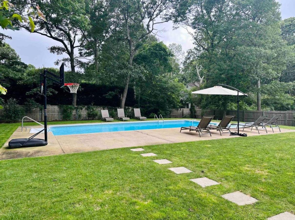 Nature'S Haven In The Hamptons With Pool East Hampton Exteriér fotografie